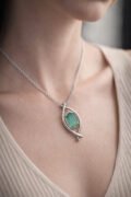 Emerald Precious Gemstone Pendant with chain - Image 3